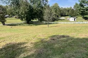 11104 Beach Mill Rd, Great Falls, VA 22066 - Photo 28