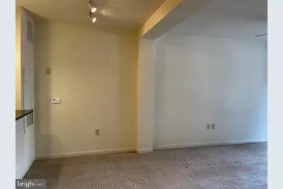 2665 Prosperity Avenue #216, Fairfax, VA 22031 - Photo 6