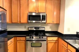 2665 Prosperity Ave, Fairfax, VA 22031 - Photo 2