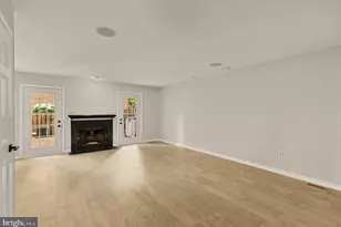7553 Chrisland Cove, Falls Church, VA 22042 - Photo 10