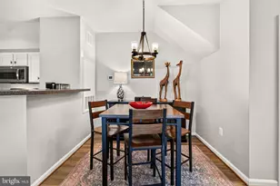 13363 Connor Dr, Centreville, VA 20120 - Photo 6