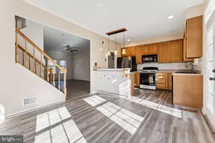 5835 Stream Pond Ct, Centreville, VA 20120 - Photo 16