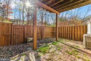 5835 Stream Pond Ct, Centreville, VA 20120 - Photo 38