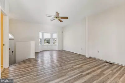 5835 Stream Pond Court, Centreville, VA 20120 - Photo 6