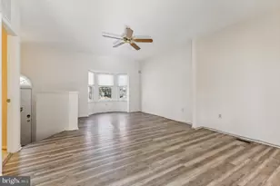 5835 Stream Pond Ct, Centreville, VA 20120 - Photo 6