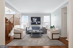 5607 Lierman Cir, Centreville, VA 20120 - Photo 6