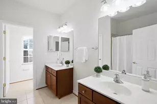 5607 Lierman Cir, Centreville, VA 20120 - Photo 44