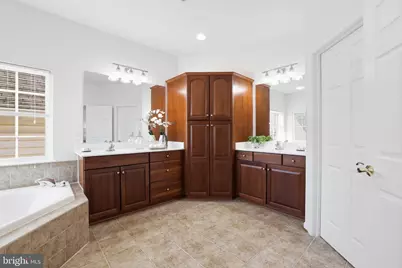 5607 Lierman Circle, Centreville, VA 20120 - Photo 34