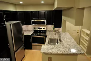 2221 Lovedale Ln, Reston, VA 20191 - Photo 8