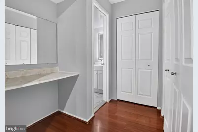 521 Florida Avenue #204, Herndon, VA 20170 - Photo 12
