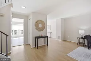 7831 Ashley Glen Rd, Annandale, VA 22003 - Photo 2