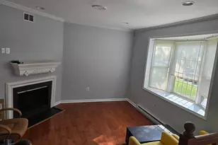 5876 Kara Pl, Burke, VA 22015 - Photo 2