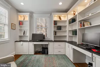 1604 Colonial Lane, McLean, VA 22102 - Photo 20