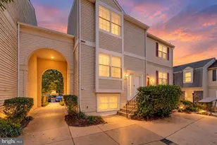 10305 Bridgetown Pl, Burke, VA 22015 - Photo 34