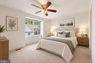 10305 Bridgetown Pl, Burke, VA 22015 - Photo 16