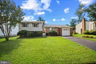 9715 Water Oak Dr, Fairfax, VA 22031 - Photo 1