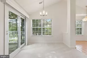 5629 Willoughby Newton Dr, Centreville, VA 20120 - Photo 8