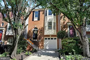 8006 Trevor Pl, Vienna, VA 22182 - Photo 2