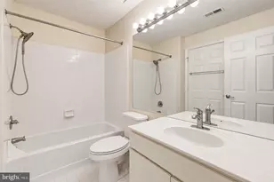 12010 Golf Ridge Ct, Fairfax, VA 22033 - Photo 24