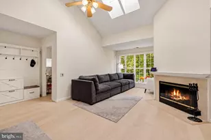 12010 Golf Ridge Ct, Fairfax, VA 22033 - Photo 10