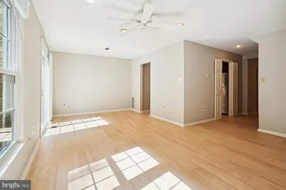 8021 Bethelen Woods Lane, Springfield, VA 22153 - Photo 12