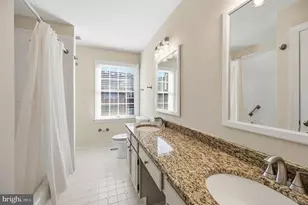 8143 Madrillon Ct, Vienna, VA 22182 - Photo 42