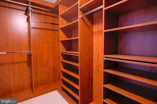 2451 Midtown Ave, Alexandria, VA 22303 - Photo 8