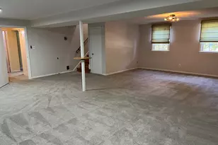 8711 Braeburn Dr, Annandale, VA 22003 - Photo 32
