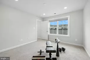 13220 Lake Waterview Wy, Herndon, VA 20171 - Photo 38