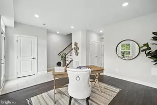 13220 Lake Waterview Wy, Herndon, VA 20171 - Photo 8