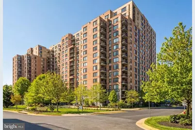 2451 Midtown Avenue #1501, Alexandria, VA 22303 - Photo 2
