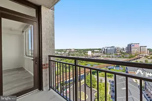 2451 Midtown Ave, Alexandria, VA 22303 - Photo 22