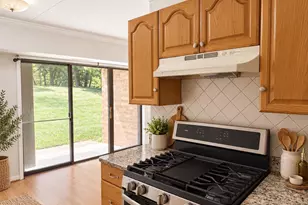 2300 Freetown Ct, Reston, VA 20191 - Photo 8