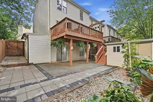 10421 Todman Landing, Burke, VA 22015 - Photo 32