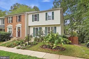 10421 Todman Landing, Burke, VA 22015 - Photo 2