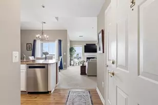 11565 Cavalier Landing Ct, Fairfax, VA 22030 - Photo 2