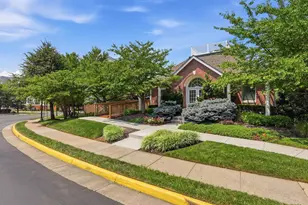 11565 Cavalier Landing Ct, Fairfax, VA 22030 - Photo 36