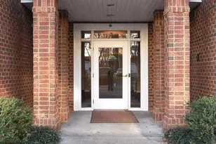 4320 Cannon Ridge Ct, Fairfax, VA 22033 - Photo 2