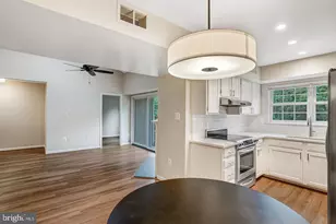 7729 Inversham Dr, Falls Church, VA 22042 - Photo 12
