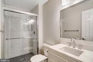 7729 Inversham Dr, Falls Church, VA 22042 - Photo 18