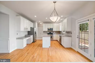 2038 Madrillon Road, Vienna, VA 22182 - Photo 12