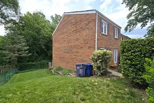 3375 Ardley Ct, Falls Church, VA 22041 - Photo 2