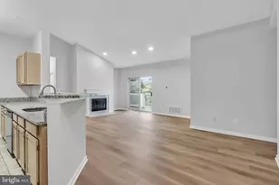 1701 Lake Shore Crest Dr, Reston, VA 20190 - Photo 6