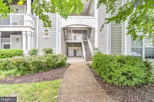 1701 Lake Shore Crest Dr, Reston, VA 20190 - Photo 4