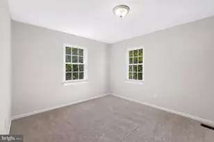 10851 Oak Green Ct, Burke, VA 22015 - Photo 20