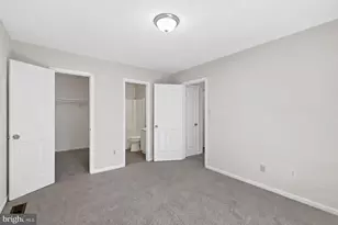 10851 Oak Green Ct, Burke, VA 22015 - Photo 22