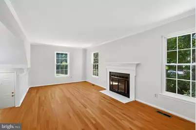 10851 Oak Green Court, Burke, VA 22015 - Photo 6