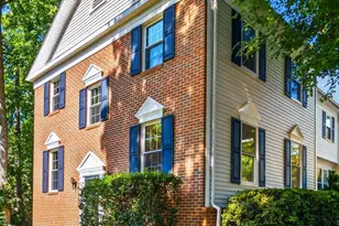 10851 Oak Green Ct, Burke, VA 22015 - Photo 1