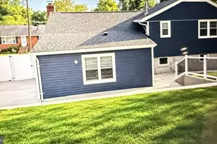7110 Lanier St, Annandale, VA 22003 - Photo 2