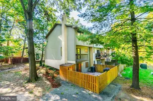 2246 White Cornus Ln, Reston, VA 20191 - Photo 26